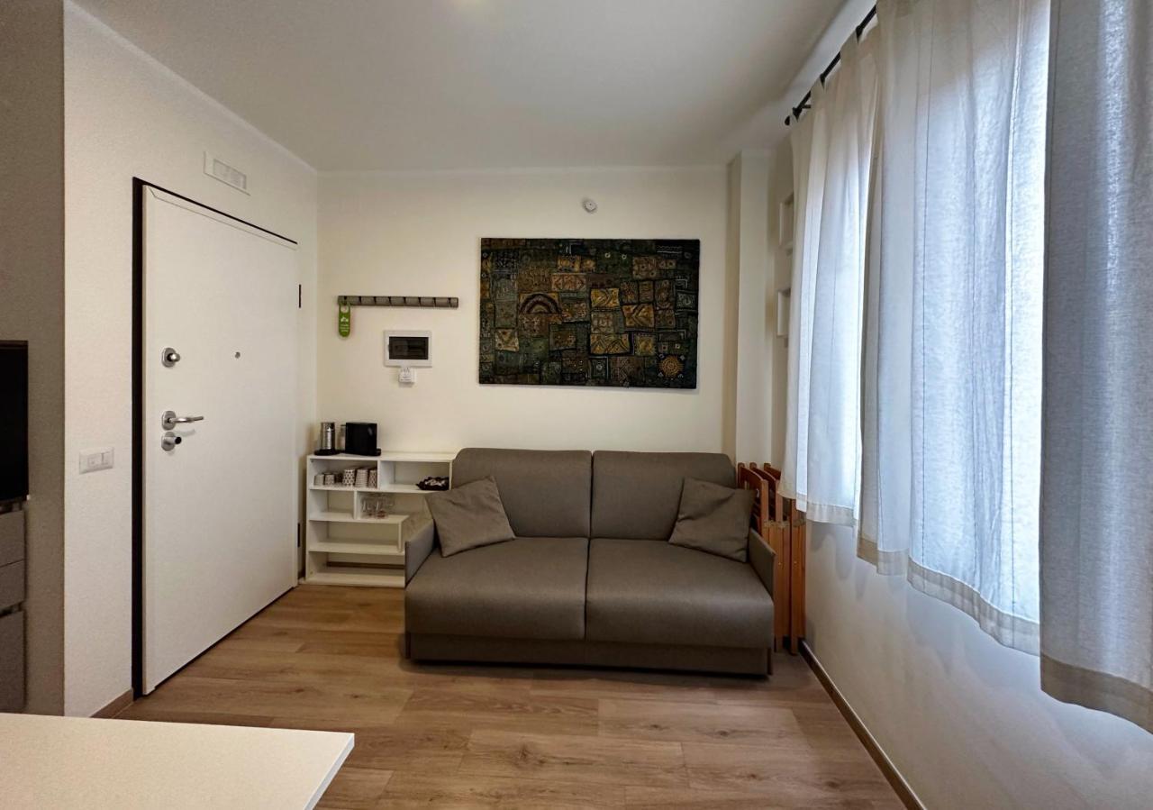Extravaganza Room And Suite Apartment City Center Cagliari Exterior photo