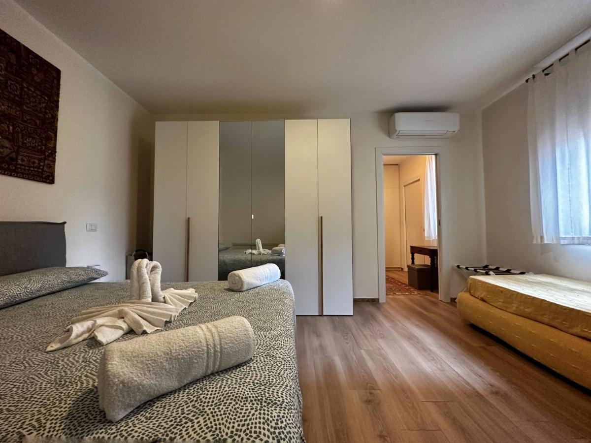 Extravaganza Room And Suite Apartment City Center Cagliari Exterior photo