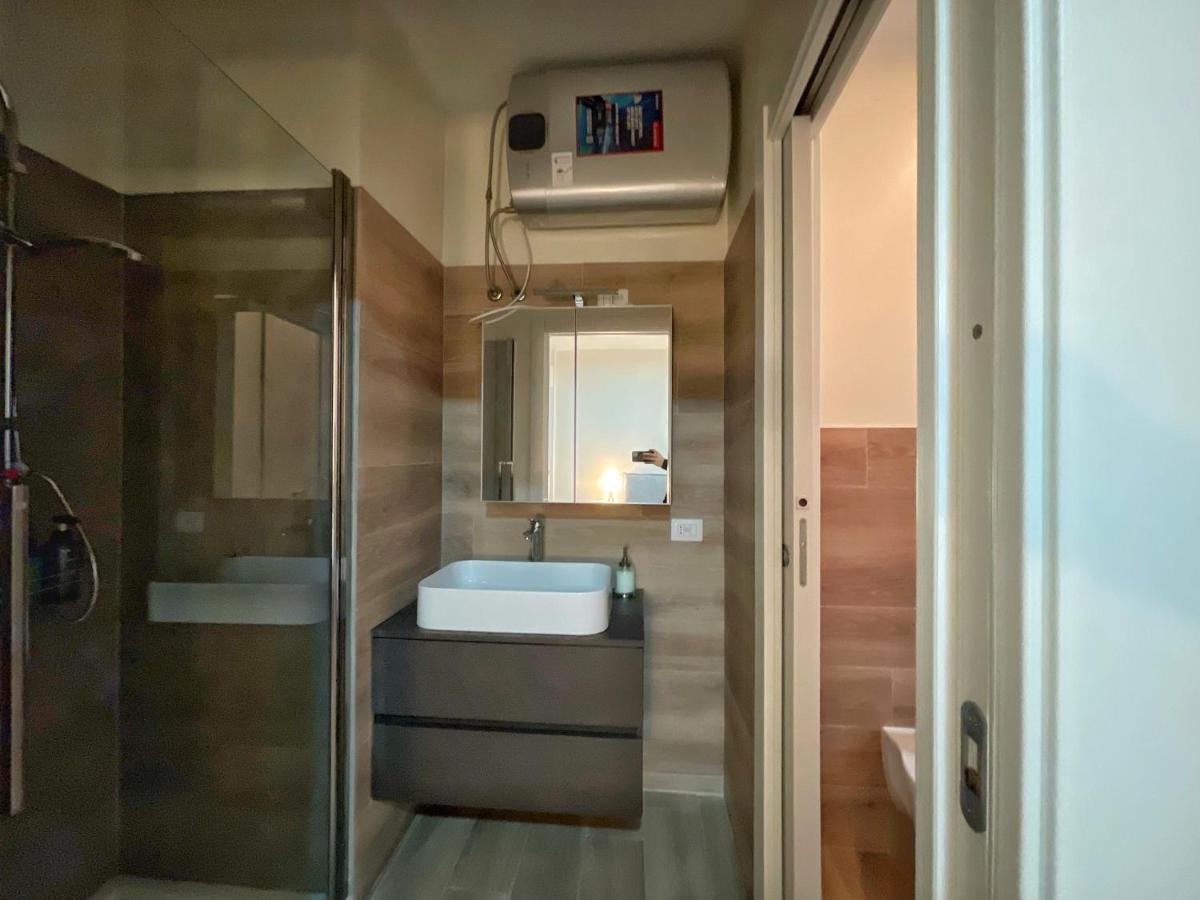 Extravaganza Room And Suite Apartment City Center Cagliari Exterior photo